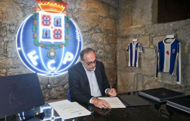 他每一次触 他每一次触