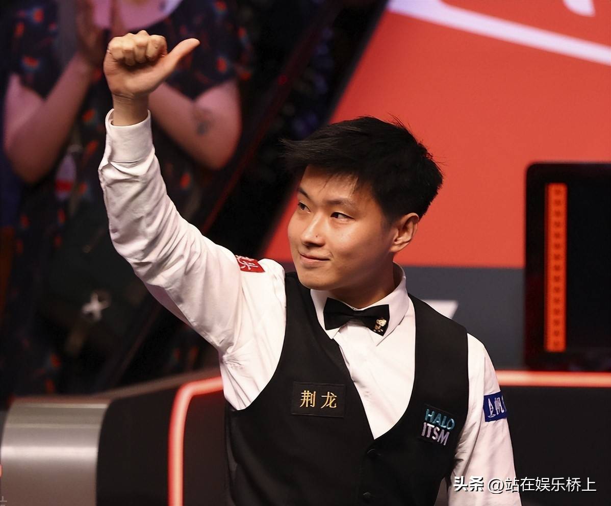 他在采访中 他在采访中