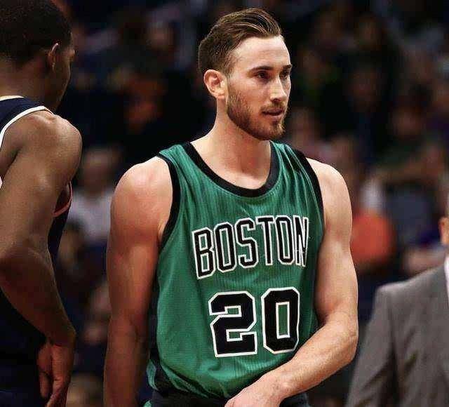 级赛事中瞬 级赛事中瞬